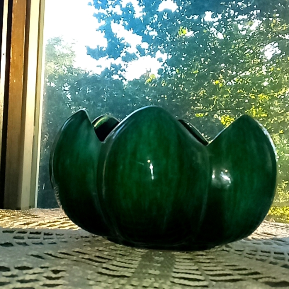 Vintage Beautiful lotus flower shaped drip glaze planter bowl